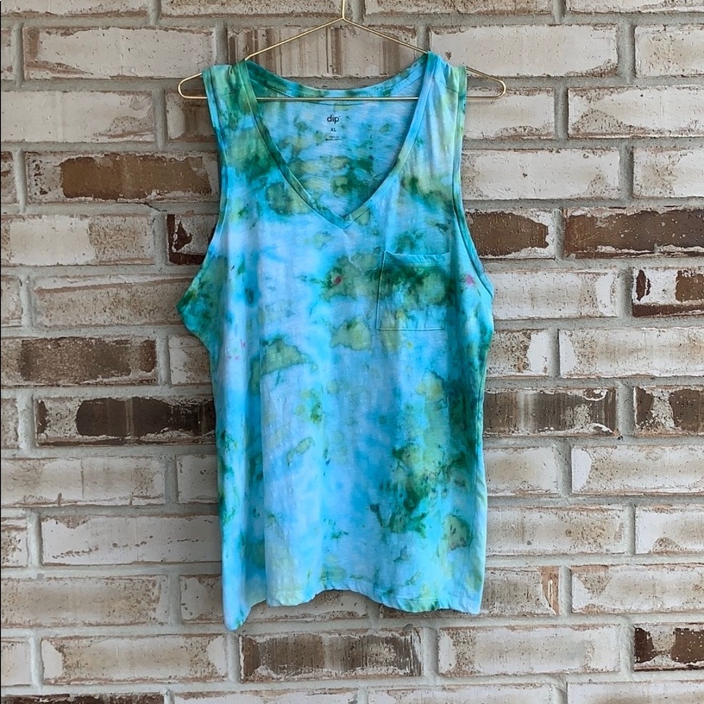 Custom Tie Dye V-Neck Muscle Tank Sz L
